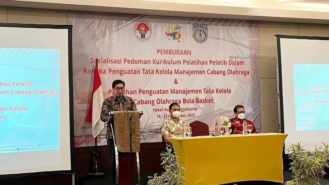 Sosialisasi Pedoman Kurikulum Pelatihan Pelatih Dalam Rangka Penguatan Tata Kelola Manajemen Cabang Olahraga