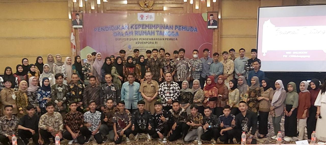Kemenpora Mengadakan Pendidikan Kepemimpinan Pemuda Dalam Rumah Tangga Bagi Pekerja Migran Indonesia di Tulungagung