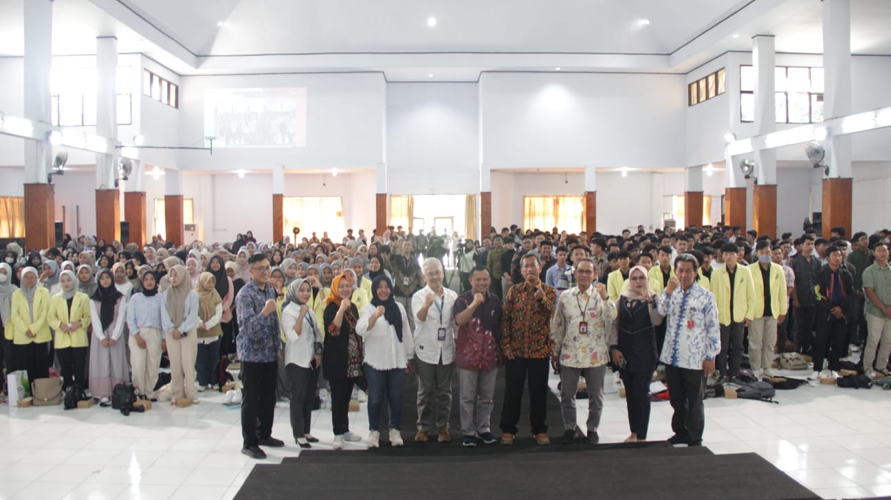 Melalui Kuliah Wira Muda, Kemenpora Dorong Ribuan Mahasiswa Universitas Kuningan Siap Berwirausaha