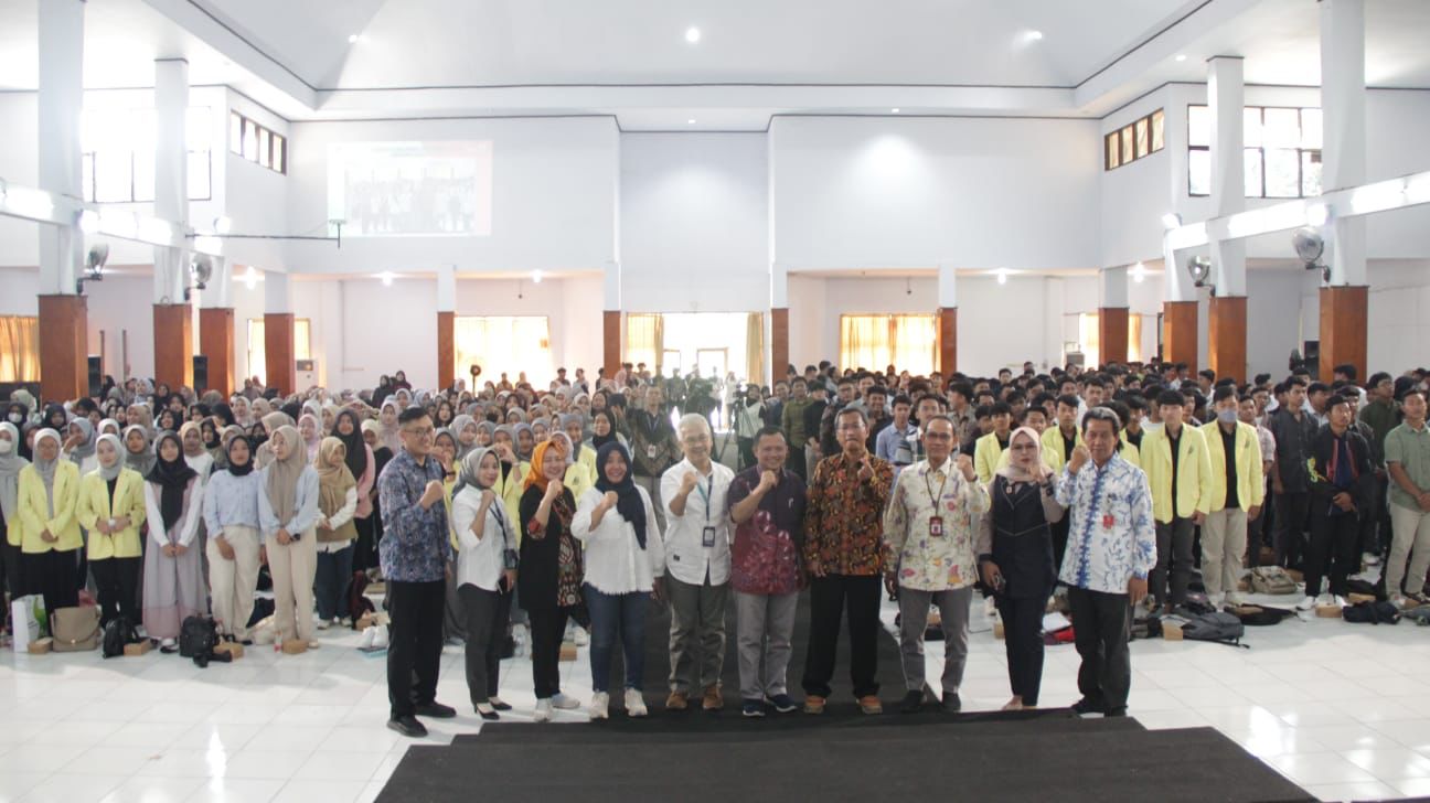 Melalui Kuliah Wira Muda, Kemenpora Dorong Ribuan Mahasiswa Universitas Kuningan Siap Berwirausaha