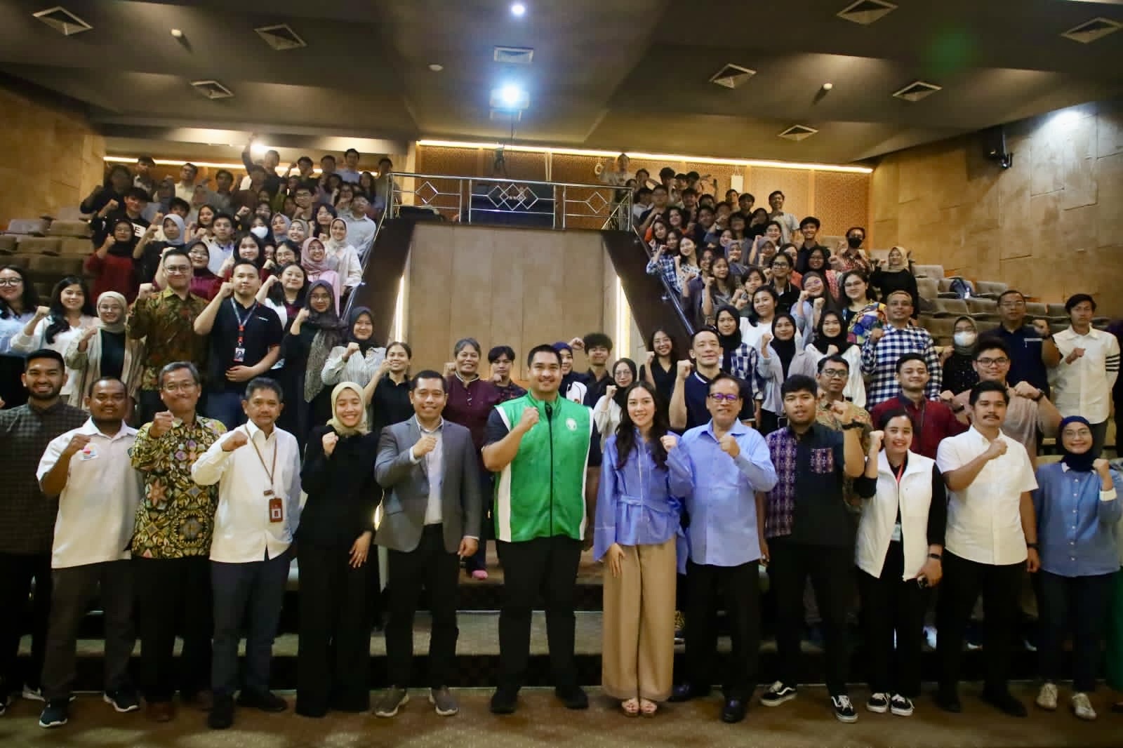 Dampingi Menpora Dito, Deputi Raden Isnanta Harap Program Wiramuda Academy dan SMASH Dorong Pemuda Siap Hadapi Dunia Kerja dan Wirausaha