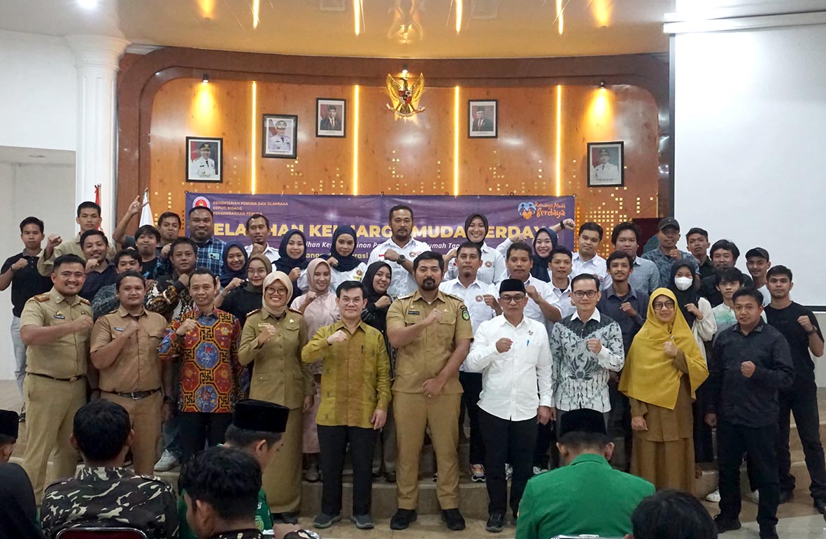 Pelatihan Keluarga Muda Berdaya Kemenpora Hadir di Luwu Timur