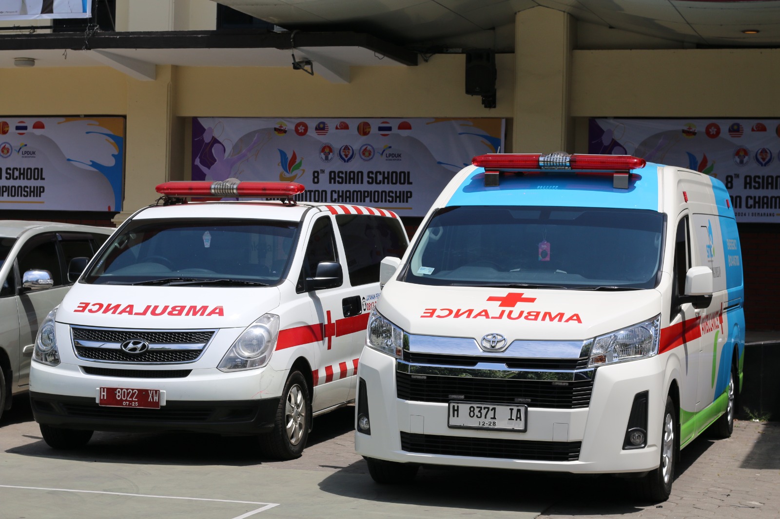 2 Ambulans Defibrillator Jantung Disiagakan Tim Medis ASBC 2024 di Depan Pintu GOR USM